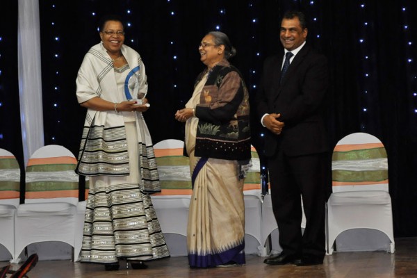 ACCORD-receives-the-Mahatma-Gandhi-International-Award-for-Reconciliation-and-Peace