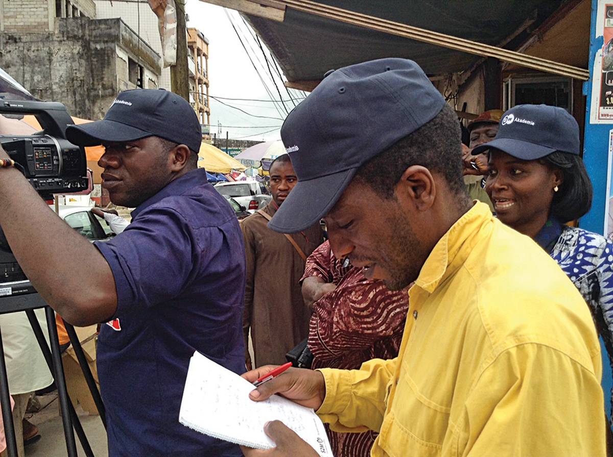 Towards a Peace Journalism Approach